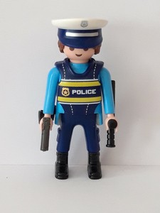 playmobil policier