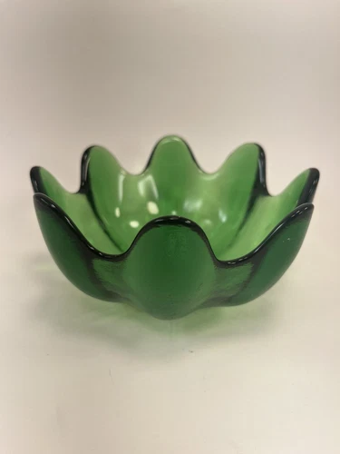 Vintage Blenko Emerald/Olive Green Glass Lotus Bowl Dish, Mid Century Style