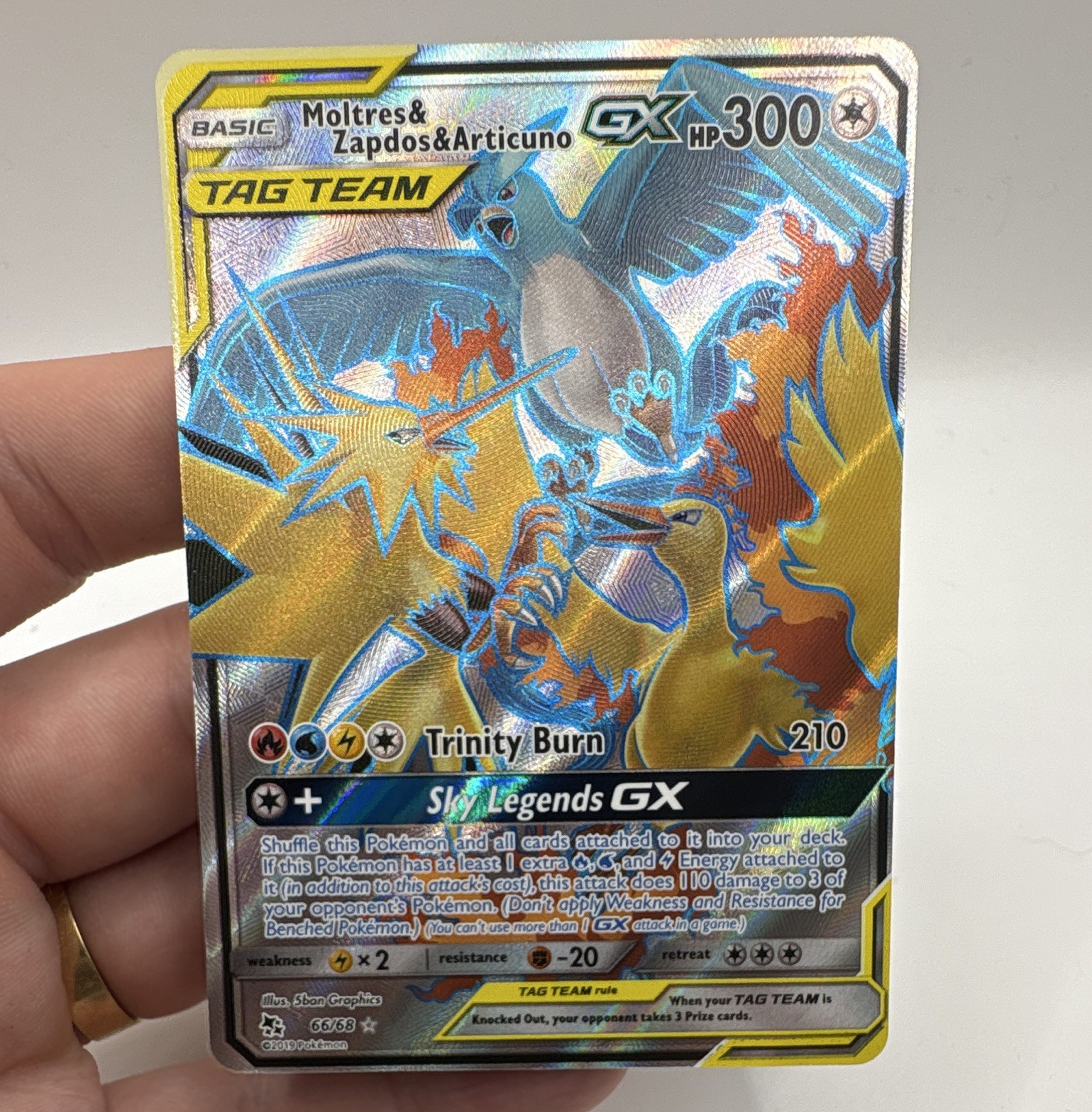 The Pokémon Company Moltres & Zapdos & Articuno GX SM210 SM Holo Promo TAG TEAM