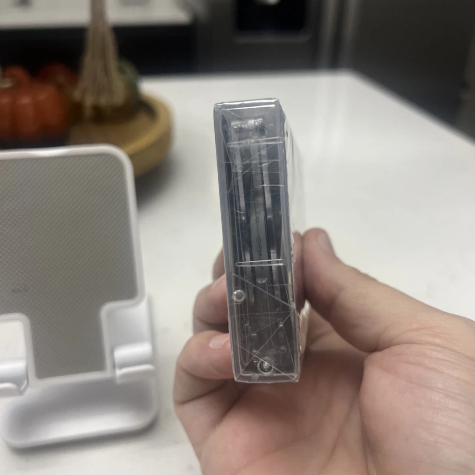 OASIS CASSETTE STANDING ON THE SHOULDER OF GIANTS 2000 SEALED - Image 4 of 4