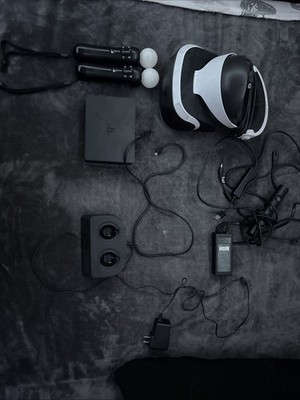 Sony Playstation 4 PS4 Virtual Reality VR Headset White/Black CUH-ZVR1