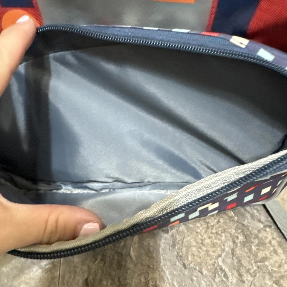 JJ COLE 儿童青少年背包机器人拉链 15x12x5 英寸二手状况完好 — 第 4/4 张图片