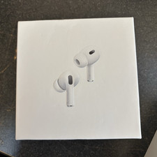 Apple AirPods Pro 2nd Gen ANC MagSafe USB-C Charging Case White