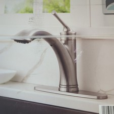 Glacier Bay Hemming 1-Handle Pull-Out Sprayer Kitchen Faucet Stainless Steel