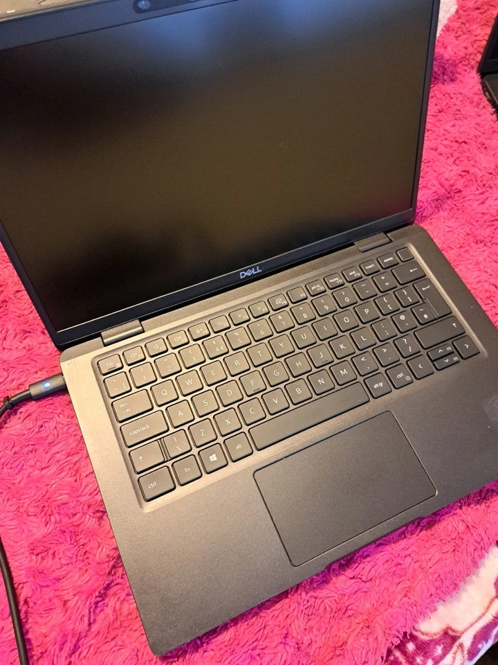 Dell Latitude 7320 · i5-1145G7 · 8GB · 240GB, photo 2 of 5