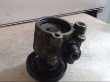 Pompe direction assistée Renault R19