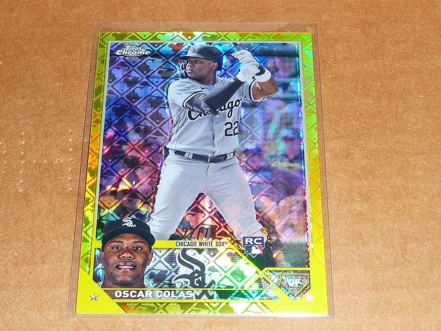 2023 Topps Chrome Logofractor OSCAR COLAS YELLOW REFRACTOR WHITE SOX 72/75 N3875