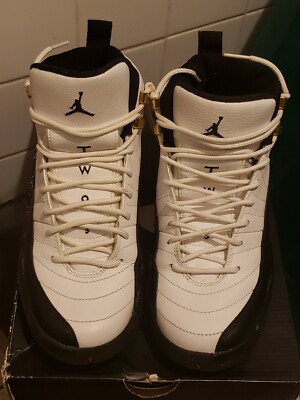 Nike Air Jordan 12 Retro Taxi 2013 Size 6Y Women