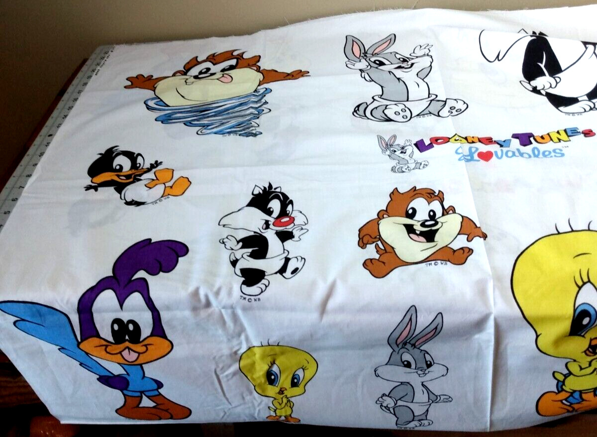 1994 Warner Brothers Looney Tunes Lovables Fabric Panel Applique 36" x 46"