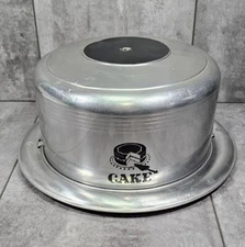 Vintage West Bend Cover Cake Plate Cake Carrier Locking Lid