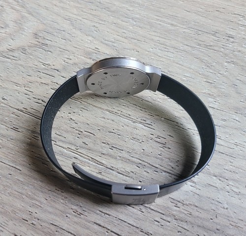 PORSCHE DESIGN by IWC Black Dial Ref 3320 Quartz Stainless Steel - Mid-Size 32mm - Picture 8 of 11