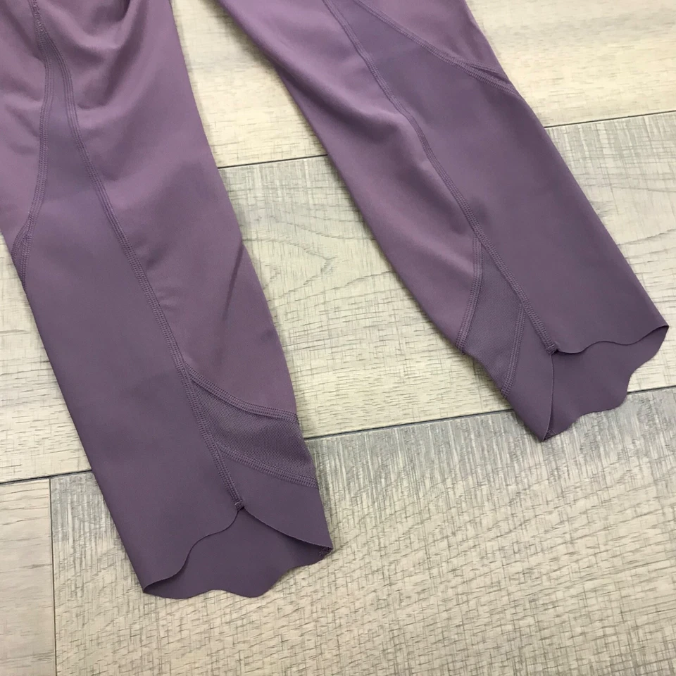 Lululemon Wonder Under Crop ll Leggings Size 6 ? Roll Down Scallop Yoga Gym - Image 4 of 4