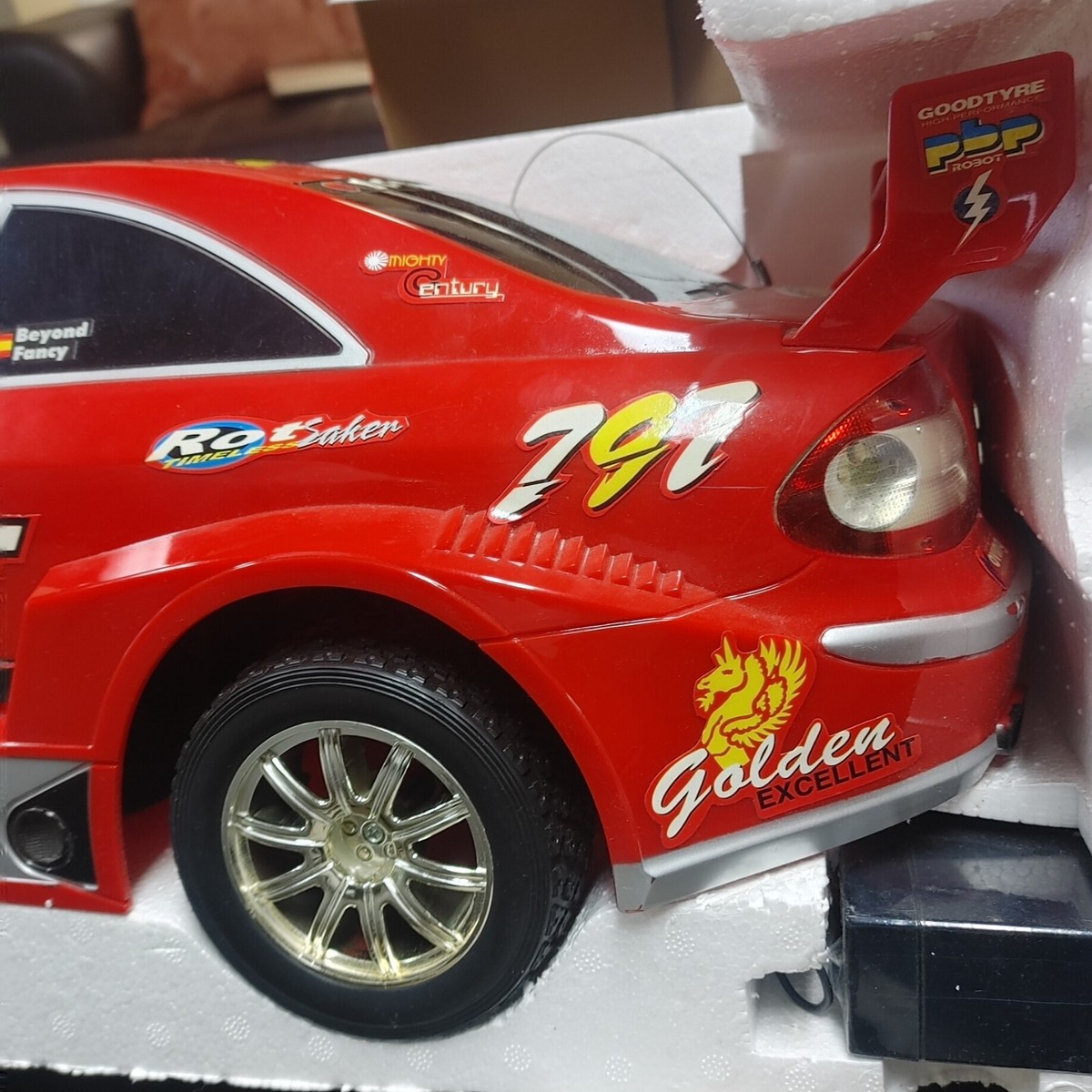 2006 Red Mercedes CLK (likeness) RC Racing Discontinued QD Rocket