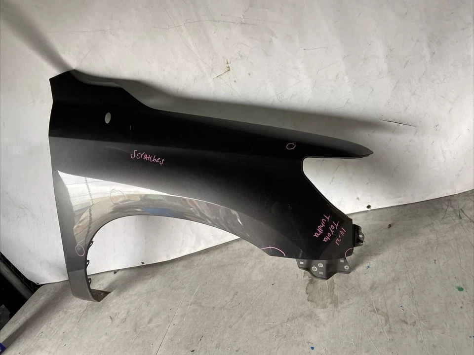 2007 -2013 TOYOTA TUNDRA RIGHT RH FENDER OEM Foto 2 de 4