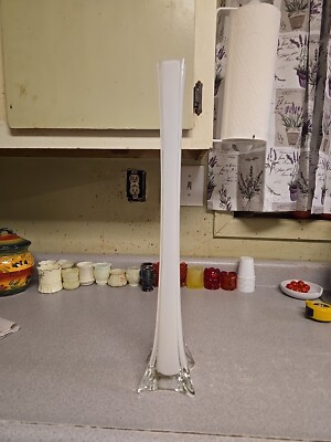 Clear & White Eiffel Tower Bud Vase Wedding Party Centerpiece 19 3/4''. Tall Vase