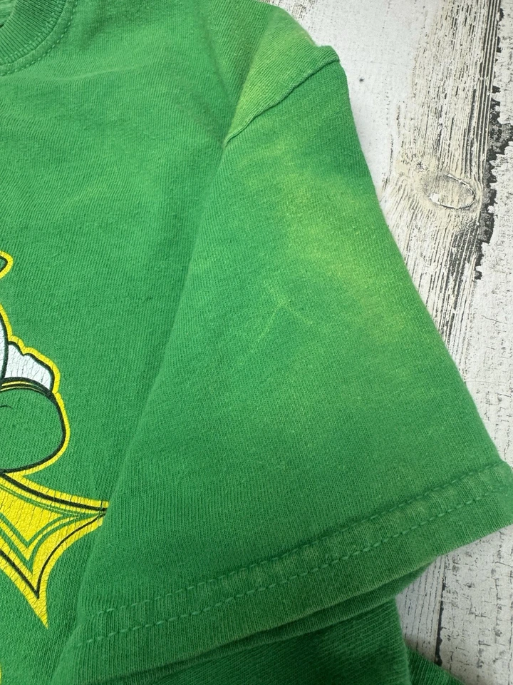 Camiseta De Colección Oregon Ducks Pequeña 2014 Regreso a Casa Verde Mascota Gildan Wear Foto 4 de 4