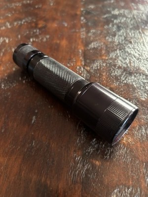 Vintage Surefire 6P Flashlight With P60L -WH LED 80 Lumens Bulb