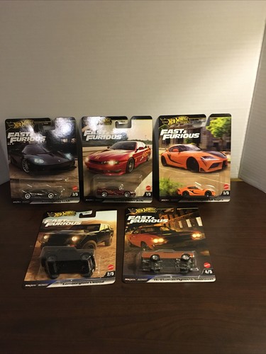 Hot Wheels Premium Fast & Furious - 5er Komplettset mit Toyota Supra, 240SX