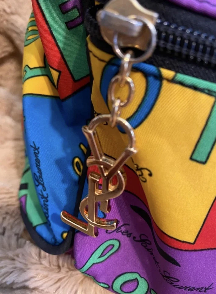 Auténtica mochila vintage con cordón Yves Saint Laurent YSL Love Nyon Foto 2 de 4