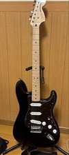Squire Affinity Series Stratocaster E-Gitarre Hahnentritt Schlagbrett gebraucht