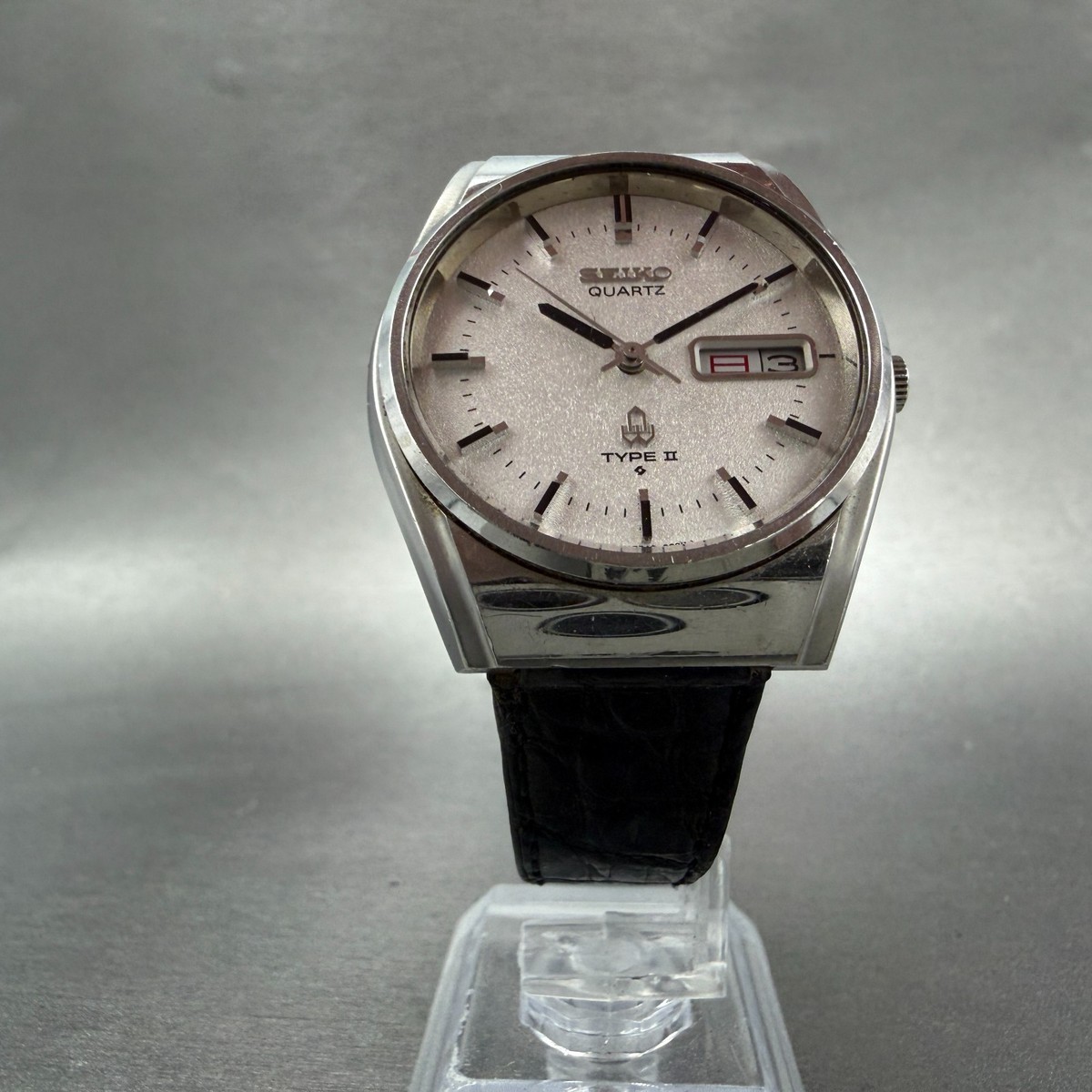 Seiko Type II Watch Men 36mm Silver Dial Silver Tone Daydate 7546 