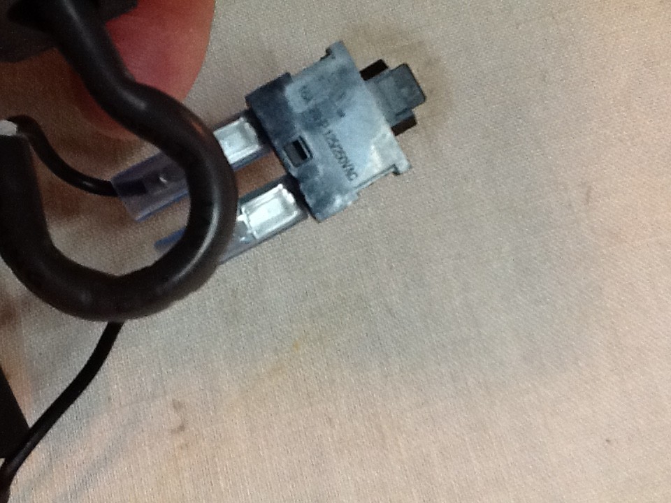 DYSON DC33 ON/OFF SWITCH & WIRE ASSEMBLY 011126A | eBay