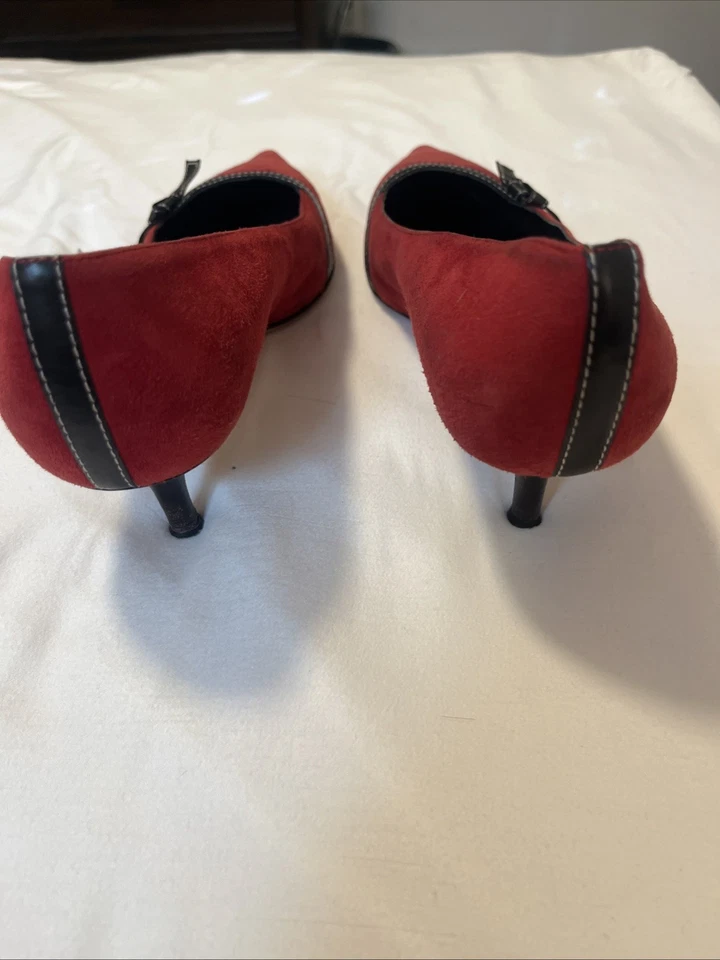 Kate Spade New York Pumps Red 8.5 Made in Italy red suede black bow.          c2 - Image 3 of 4