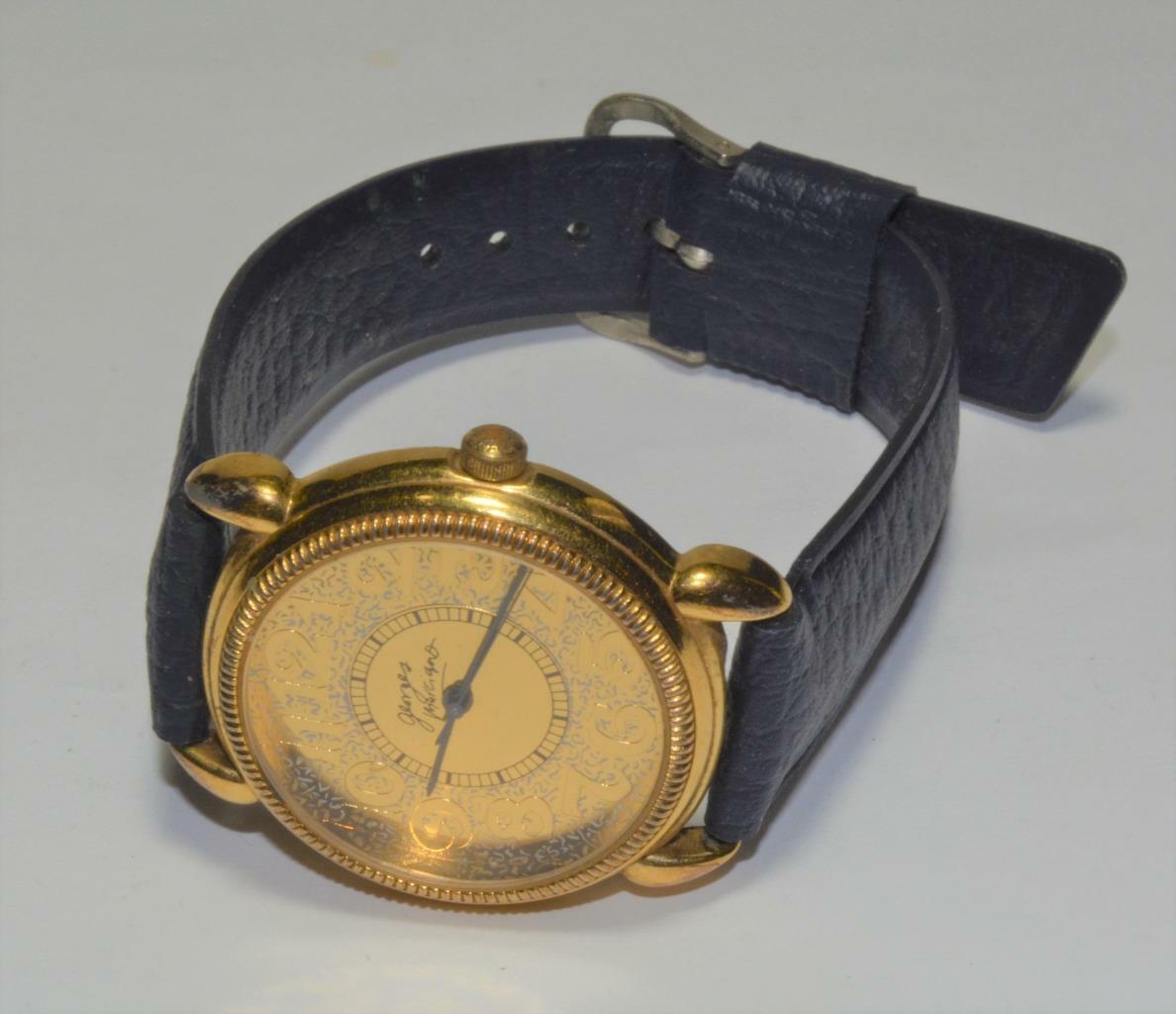 VTG Guess Georges Marciano Gold color unisex Quartz watch  display picture 2
