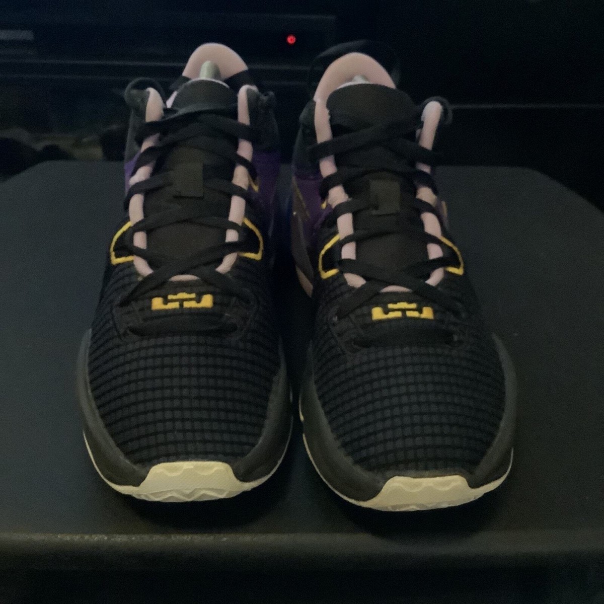 Nike LeBron Witness 7 Lakers Black / Gold / Lilac / Purple 