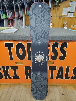2022 nitro optisym snowboard 2023 Nitro Optisym X Eivy Women's Snowboard 142cm