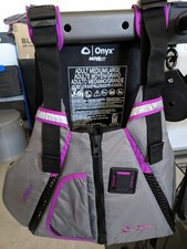 Onyx MoveVent Curve Paddle Sports Life Vest Medium/Large