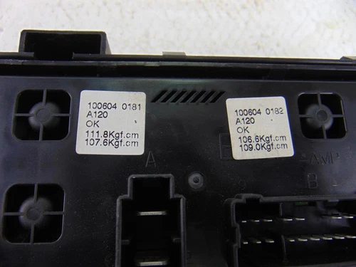 Caja Reles/Fusibles para SSANGYONG RODIUS Xdi 2010 194267 - Imagen 4 de 10