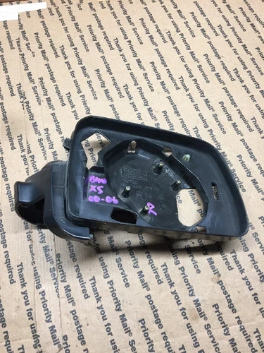 BMW E53 X5 00-06 OEM RIGHT PASSENGERS MIRROR FRAME METAL BRACKET HOUSING