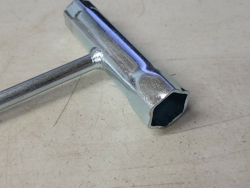 Husqvarna 575738202 Combination Torx Scrench T-Handle 16mm x 19mm - Picture 4 of 4