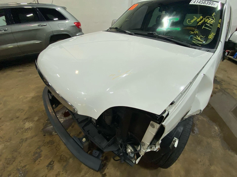 (SOLO RECOGIDA LOCAL) 07 08 09 10 11 12 13 14 GMC YUKON Capucha Foto 3 de 4