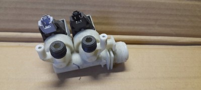 Ausgebaut aus Indesit IWD 61051, Indesit Wasserhahn 16001667806