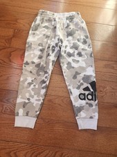 adidas Boys Camouflage Fleece Jogger Pants Regular Fit Size S 8