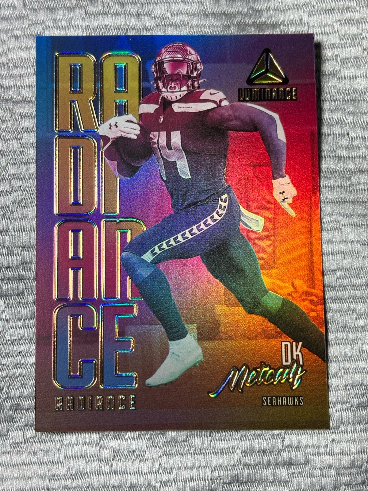 2021 Panini Luminance DK Metcalf Radiance Case Hit SSP