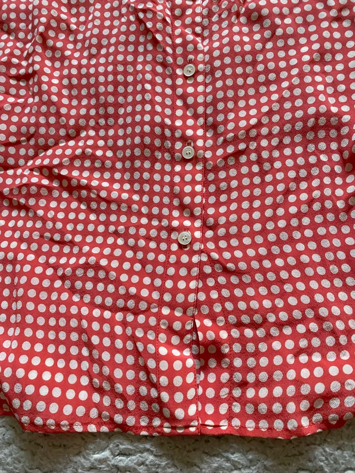 Camisa Talbots Mujer Seda Lunares Manga Larga con Pestaña Enrollable Abotonada Coral Talla 8 Foto 2 de 4