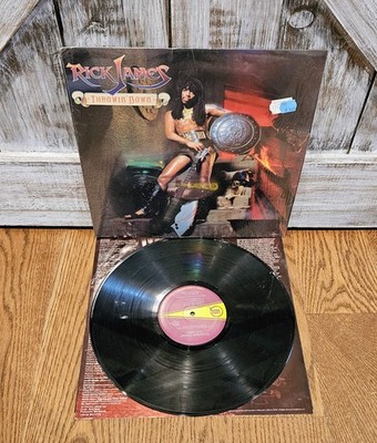 Rick James ''Throwin' Down'' 1982 Vinyl Album! *in Shrink* Excellent Condition!