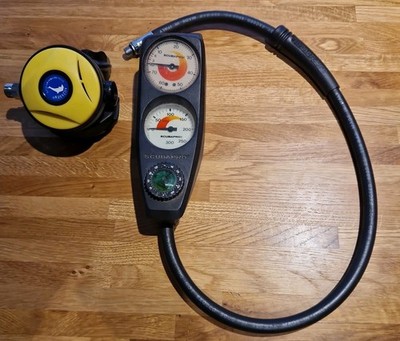 Vintage Scubapro Messgerät Konsole.  nicht getestet kam aus einer Auflösung 