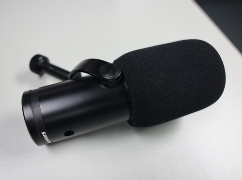 Samson Q9U XLR/USB Dynamic Broadcast Microphone - Picture 6 of 13