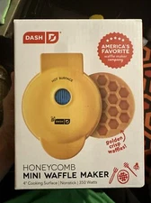Dash Honeycomb Mini 4" Waffle Maker in Yellow Brand New