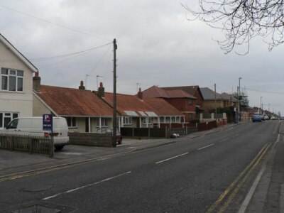Photo 6x4 Ensbury Park: three little bungalows These three unusual disti c2008