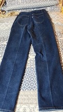  VINTAGE Womens Levis white tab mom jeans 12X31 waist 1960s Gal blue denim
