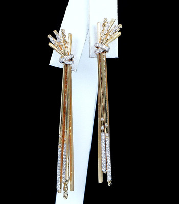 $6,850 David Yurman 18K Yellow Gold Pave Diamond Angelika Long Drop Earrings