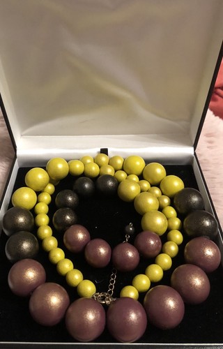 Ladies Wooden Beaded Necklace & Bracelet Citrus Green/Brown/Black BNWT Boxed π» - Picture 6 of 7