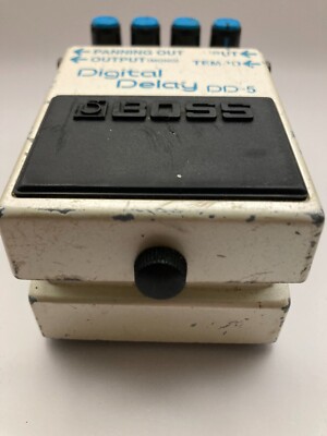 BOSS DD-5 Digital Delay Guitar Effects Pedal from JAPAN