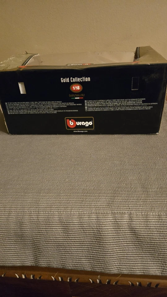 BMW M Roadster Convertible 1996 Rojo Burago 1:18 Diecast Hecho en Italia Vers Dorado Foto 4 de 4