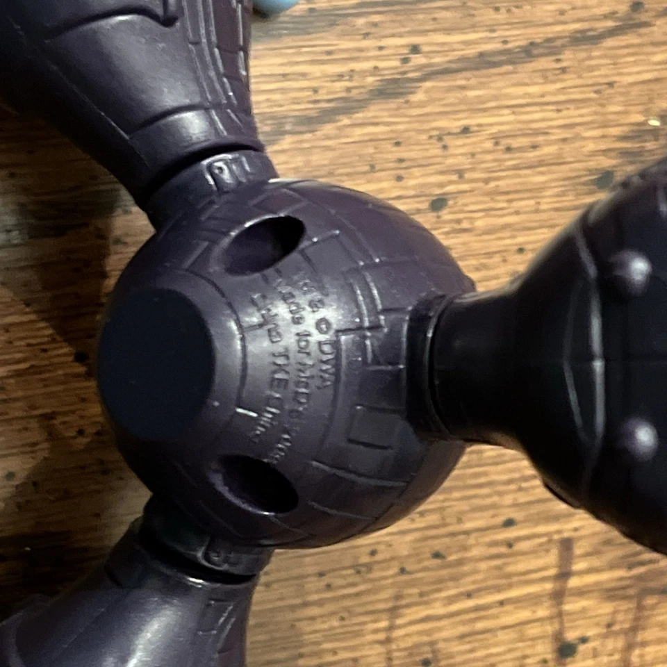 DreamWorks Monsters VS Aliens Gallaxhar Ship McDonald's Happy Meal Toy 2009 Foto 2 de 4